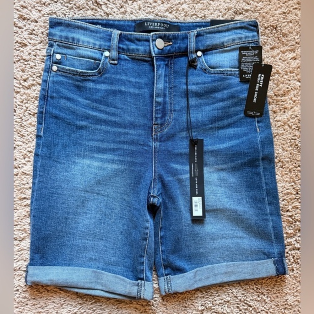 Liverpool Kristy Blue Denim High Rise Shorts size 2/26